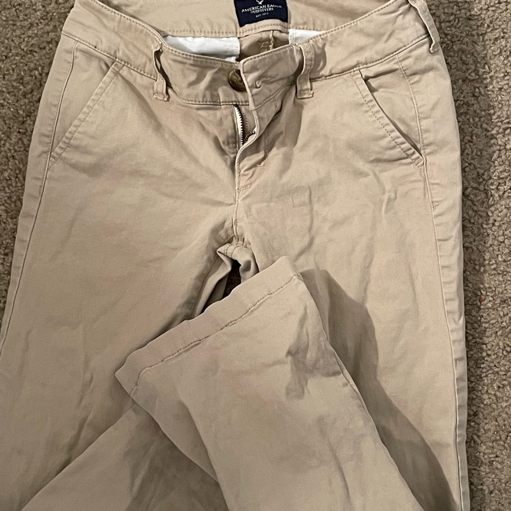 Beige/cream bootcut/flared American eagle pants